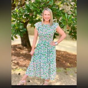 Floral Print Smocked Maxi Dress - Large